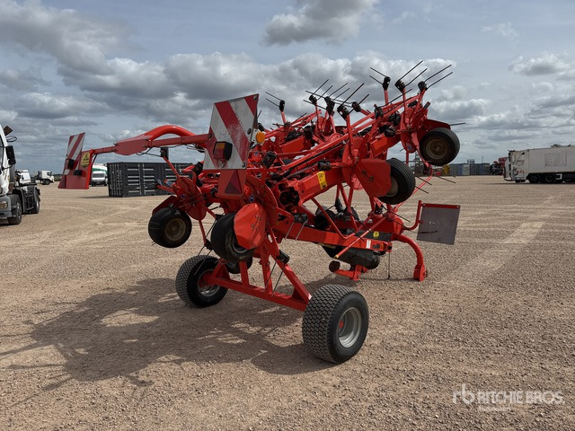 2015 Kuhn GF10802TGII 10.8 m Semi-Mount 10 Rotor Faneuse Hay Tedder - Vālotājs/ Ārdītājs: foto 4 2015 Kuhn GF10802TGII 10.8 m Semi-Mount 10 Rotor Faneuse Hay Tedder - Vālotājs/ Ārdītājs: foto 4