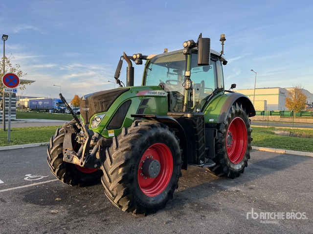 2017 Fendt 720 Vario S4 Profi Plus 4x4 Tracteur Agricole 4WD Tractor - Traktors: foto 2 2017 Fendt 720 Vario S4 Profi Plus 4x4 Tracteur Agricole 4WD Tractor - Traktors: foto 2