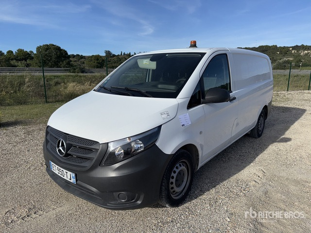 2018 Mercedes-Benz Vito 111 cdi Vehicule Utilitaire Cargo Van - Mazs furgons: foto 2 2018 Mercedes-Benz Vito 111 cdi Vehicule Utilitaire Cargo Van - Mazs furgons: foto 2