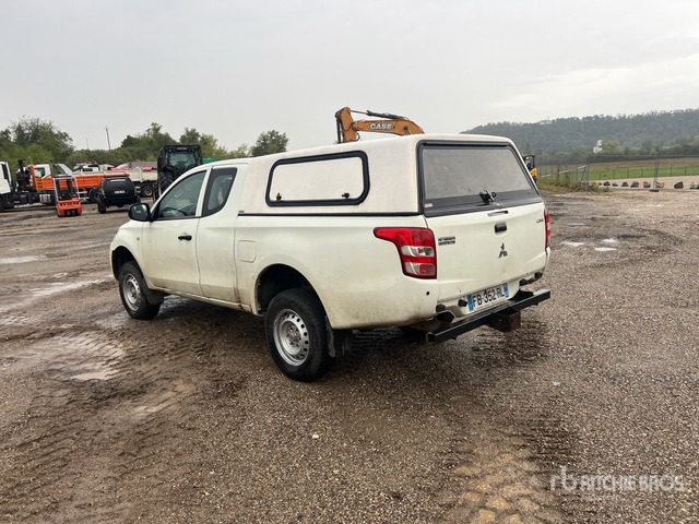 2018 Mitsubishi L200 4x4 Extended Cab (Inoperable) Pickup - Pikaps: foto 4 2018 Mitsubishi L200 4x4 Extended Cab (Inoperable) Pickup - Pikaps: foto 4