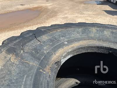BRIDGESTONE 26.5R25 Qte De 2 Pneus Qty Of 2 - Riepa: foto 5 BRIDGESTONE 26.5R25 Qte De 2 Pneus Qty Of 2 - Riepa: foto 5