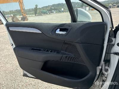 Vieglā automašīna CITROEN C4: foto 21