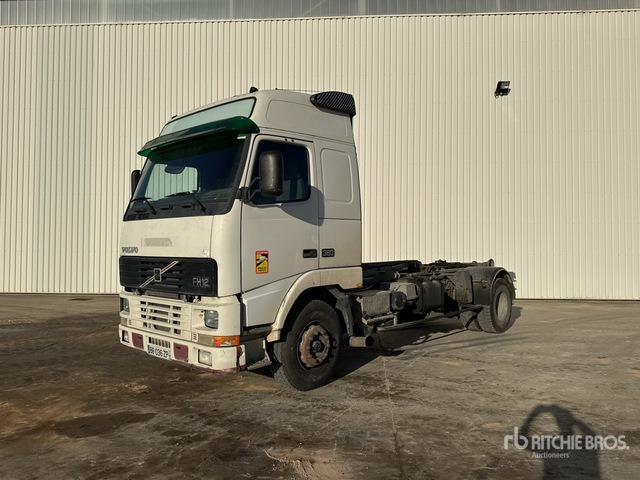 1998 Volvo FH12-380 4x2 Camion Ampliroll 4x2 Roll-Off Truck - Citas iekārtas: foto 1 1998 Volvo FH12-380 4x2 Camion Ampliroll 4x2 Roll-Off Truck - Citas iekārtas: foto 1