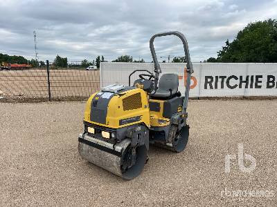 DYNAPAC CC1000 Compacteur Vibrant Tandem - Ceļu veltnis: foto 1 DYNAPAC CC1000 Compacteur Vibrant Tandem - Ceļu veltnis: foto 1