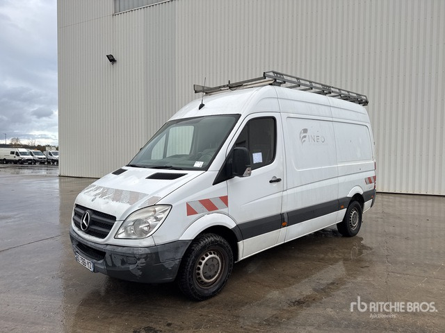 2012 Mercedes Benz Sprinter 313 Vehicule Utilitaire Cargo Van - Komercauto: foto 1 2012 Mercedes Benz Sprinter 313 Vehicule Utilitaire Cargo Van - Komercauto: foto 1