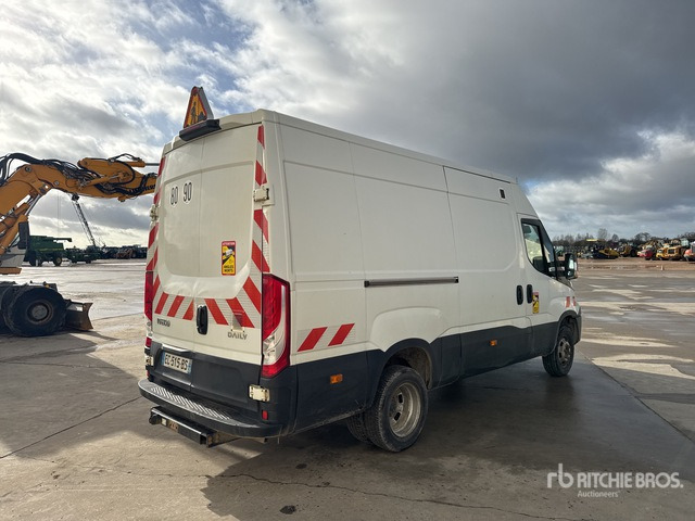 2016 Iveco 50-150 Vehicule Utilitaire Cargo Van - Komercauto: foto 3 2016 Iveco 50-150 Vehicule Utilitaire Cargo Van - Komercauto: foto 3