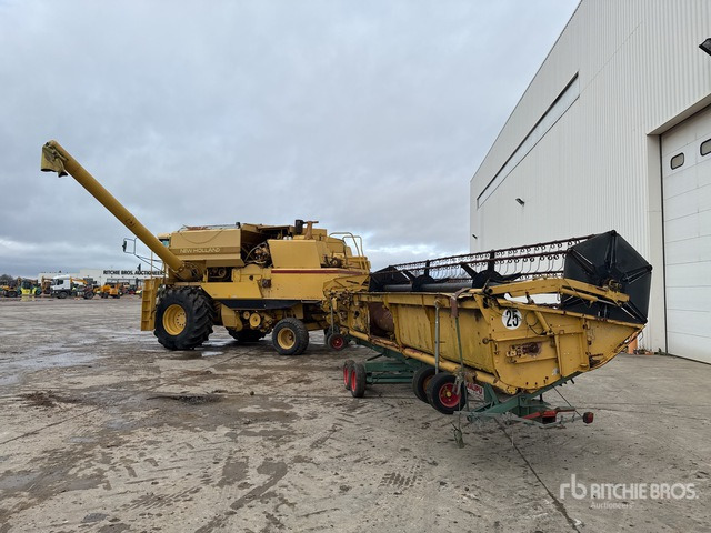New Holland TF46 Combine Harvester - Labības kombains: foto 2 New Holland TF46 Combine Harvester - Labības kombains: foto 2