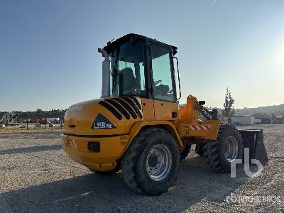 VOLVO L35B Chargeuse Sur Pneus - Riteņu iekrāvējs: foto 4 VOLVO L35B Chargeuse Sur Pneus - Riteņu iekrāvējs: foto 4