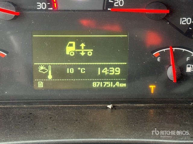 2011 Volvo FM450 4x2 Tracteur Routier S/A Sleeper Truck Tractor - Vilcējs: foto 3 2011 Volvo FM450 4x2 Tracteur Routier S/A Sleeper Truck Tractor - Vilcējs: foto 3