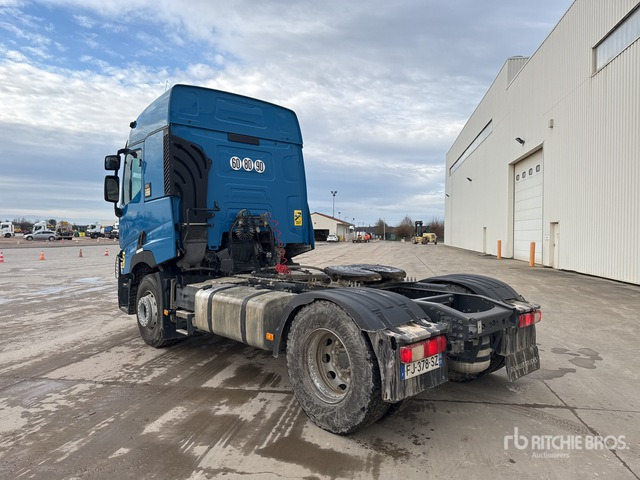 2015 Renault T460 4x2 Tracteur Routier S/A Sleeper Truck Tractor - Vilcējs: foto 2 2015 Renault T460 4x2 Tracteur Routier S/A Sleeper Truck Tractor - Vilcējs: foto 2