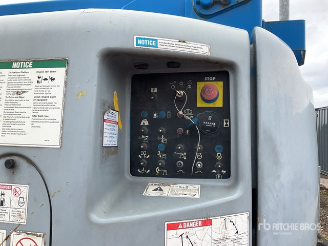 2002 Genie Z-45/25 4WD Diesel Articulating Boom Lift - Izlices pacēlājs: foto 5 2002 Genie Z-45/25 4WD Diesel Articulating Boom Lift - Izlices pacēlājs: foto 5