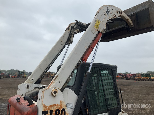 2005 Bobcat T180 High Flow Skid Steer Loader - Kompaktiekrāvējs: foto 5 2005 Bobcat T180 High Flow Skid Steer Loader - Kompaktiekrāvējs: foto 5