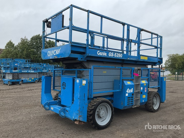 2007 Genie GS-5390 4x4 Diesel Scissor Lift - Šķērveida pacēlājs: foto 1 2007 Genie GS-5390 4x4 Diesel Scissor Lift - Šķērveida pacēlājs: foto 1