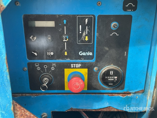 2008 Genie GS-5390 4x4 Diesel Scissor Lift - Šķērveida pacēlājs: foto 5 2008 Genie GS-5390 4x4 Diesel Scissor Lift - Šķērveida pacēlājs: foto 5