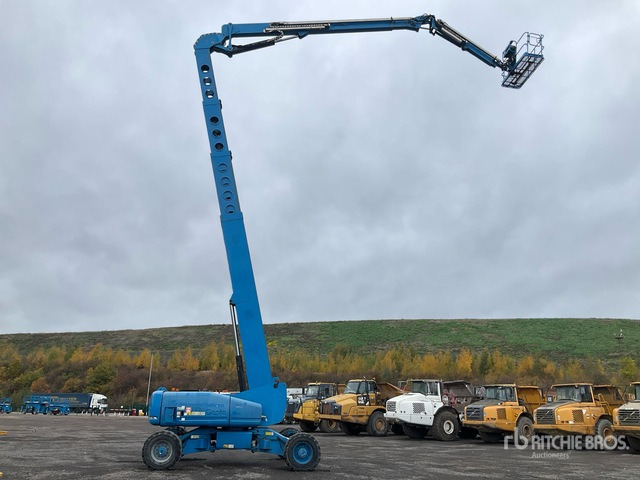 2010 Genie Z135/70 4WD Diesel Articulating Boom Lift - Izlices pacēlājs: foto 1 2010 Genie Z135/70 4WD Diesel Articulating Boom Lift - Izlices pacēlājs: foto 1