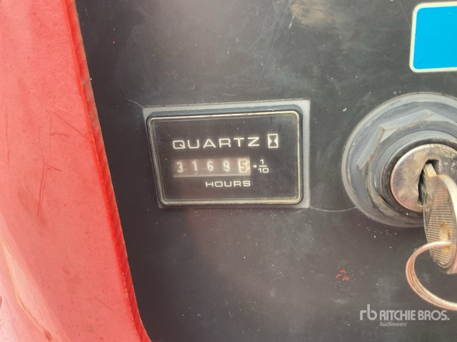 2013 JLG 450AJ 4WD Diesel Articulating Boom Lift - Izlices pacēlājs: foto 3 2013 JLG 450AJ 4WD Diesel Articulating Boom Lift - Izlices pacēlājs: foto 3