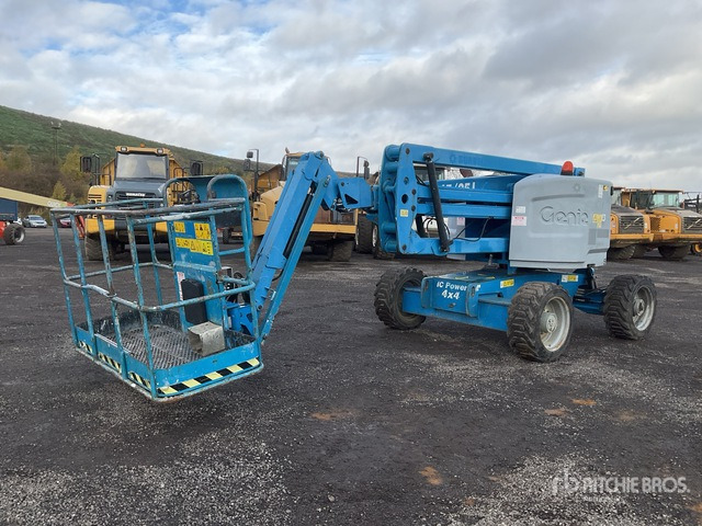2014 Genie Z45/25 4WD Diesel Articulating Boom Lift - Izlices pacēlājs: foto 3 2014 Genie Z45/25 4WD Diesel Articulating Boom Lift - Izlices pacēlājs: foto 3