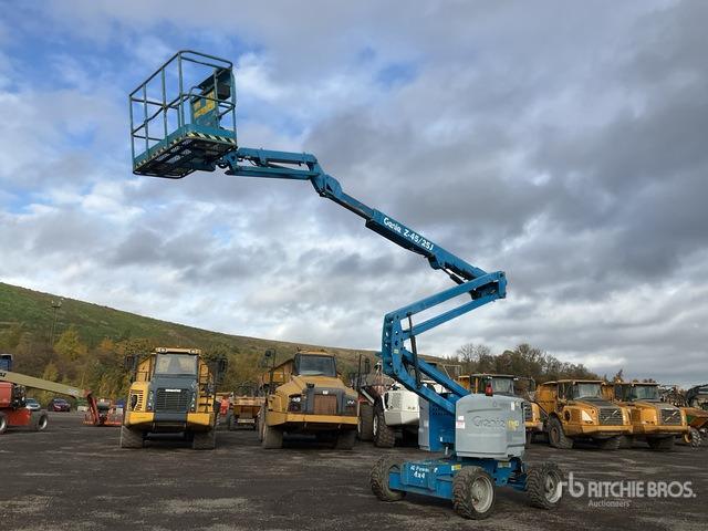 2014 Genie Z45/25 4WD Diesel Articulating Boom Lift - Izlices pacēlājs: foto 2 2014 Genie Z45/25 4WD Diesel Articulating Boom Lift - Izlices pacēlājs: foto 2