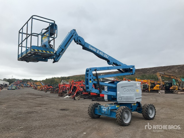 2014 Genie Z45/25J 4WD Diesel Articulating Boom Lift - Izlices pacēlājs: foto 1 2014 Genie Z45/25J 4WD Diesel Articulating Boom Lift - Izlices pacēlājs: foto 1