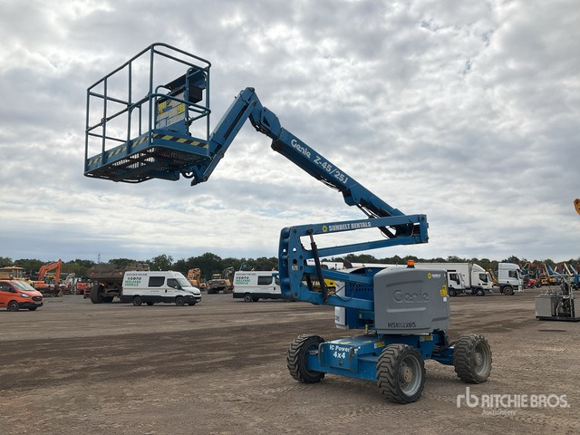 2014 Genie Z4525J 4WD Diesel Articulating Boom Lift - Izlices pacēlājs: foto 2 2014 Genie Z4525J 4WD Diesel Articulating Boom Lift - Izlices pacēlājs: foto 2