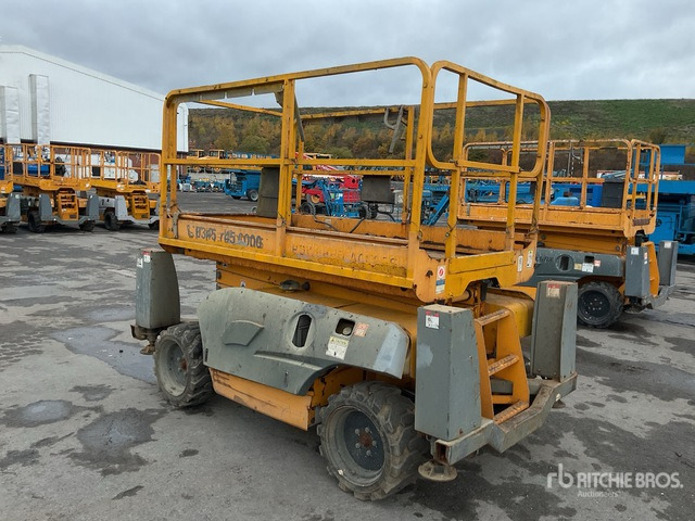 2014 Haulotte Compact 10DX 4x4 Diesel Scissor Lift - Šķērveida pacēlājs: foto 5 2014 Haulotte Compact 10DX 4x4 Diesel Scissor Lift - Šķērveida pacēlājs: foto 5