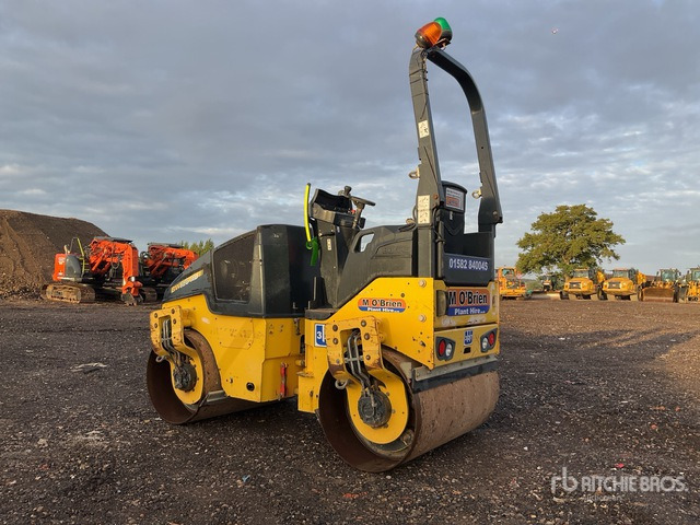 2015 Bomag 120AD-5 Double Drum Roller - Veltnis: foto 4 2015 Bomag 120AD-5 Double Drum Roller - Veltnis: foto 4