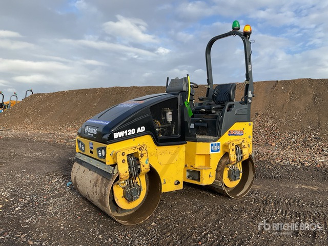 2015 Bomag 120AD-5 Double Drum Roller - Veltnis: foto 2 2015 Bomag 120AD-5 Double Drum Roller - Veltnis: foto 2