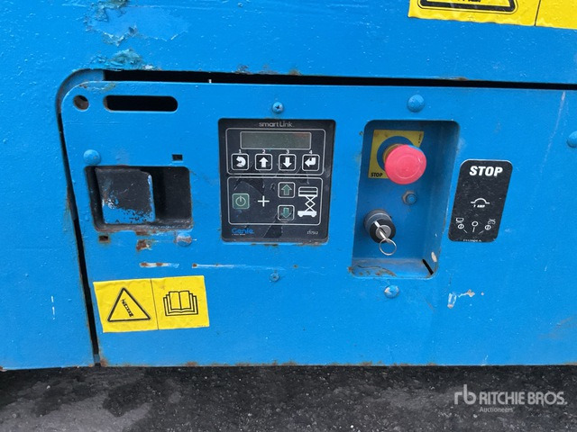 2015 Genie GS4047 Electric Scissor Lift - Šķērveida pacēlājs: foto 5 2015 Genie GS4047 Electric Scissor Lift - Šķērveida pacēlājs: foto 5