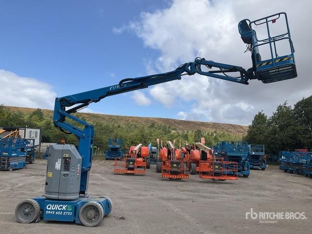 Izlices pacēlājs 2015 Genie Z30N 10m Narrow Electric Boom Articulating Boom Lift: foto 1