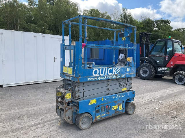 2016 Genie GS1932 Electric Scissor Lift - Šķērveida pacēlājs: foto 4 2016 Genie GS1932 Electric Scissor Lift - Šķērveida pacēlājs: foto 4
