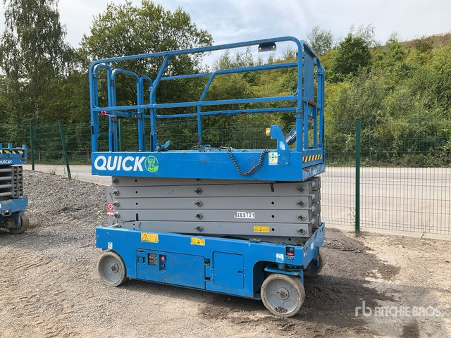 2016 Genie GS3246 Electric Scissor Lift - Šķērveida pacēlājs: foto 3 2016 Genie GS3246 Electric Scissor Lift - Šķērveida pacēlājs: foto 3