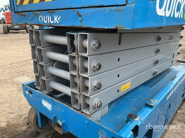2016 Genie GS3246 Electric Scissor Lift - Šķērveida pacēlājs: foto 5 2016 Genie GS3246 Electric Scissor Lift - Šķērveida pacēlājs: foto 5