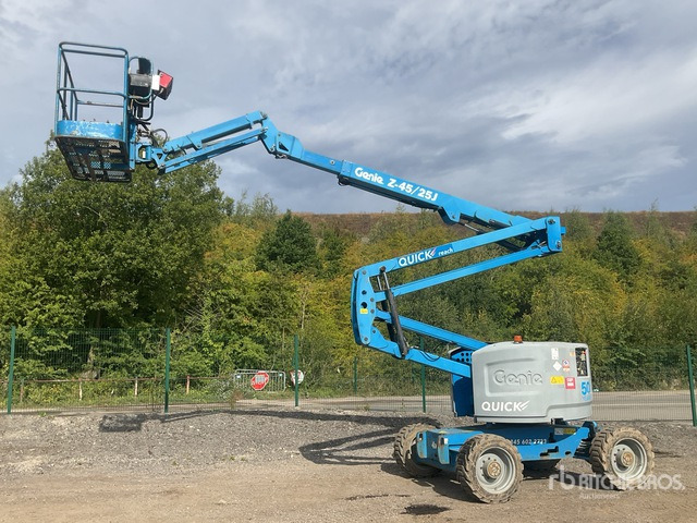 2016 Genie Z45/25J 4WD Diesel Articulating Boom Lift - Izlices pacēlājs: foto 1 2016 Genie Z45/25J 4WD Diesel Articulating Boom Lift - Izlices pacēlājs: foto 1