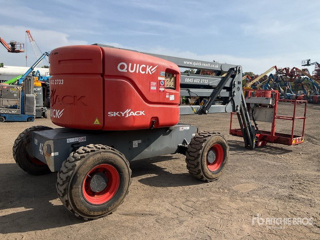 2016 Skyjack SJ46AJ 4WD Diesel Articulating Boom Lift - Izlices pacēlājs: foto 5 2016 Skyjack SJ46AJ 4WD Diesel Articulating Boom Lift - Izlices pacēlājs: foto 5