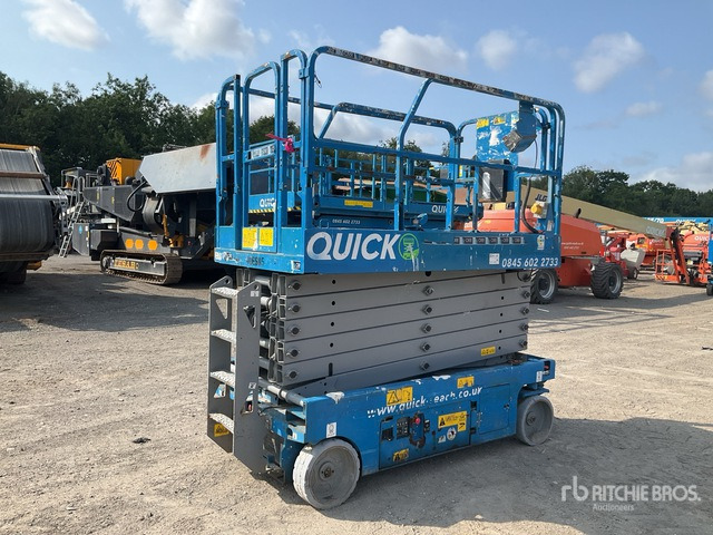 2017 Genie GS-4047 Electric Scissor Lift - Šķērveida pacēlājs: foto 3 2017 Genie GS-4047 Electric Scissor Lift - Šķērveida pacēlājs: foto 3