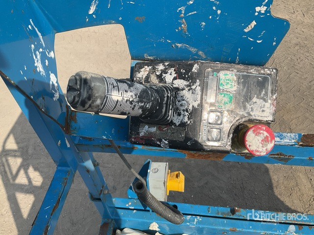 2017 Genie GS-4047 Electric Scissor Lift - Šķērveida pacēlājs: foto 5 2017 Genie GS-4047 Electric Scissor Lift - Šķērveida pacēlājs: foto 5