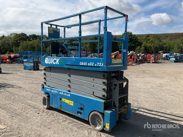 2017 Genie GS3232 Electric Scissor Lift - Šķērveida pacēlājs: foto 2 2017 Genie GS3232 Electric Scissor Lift - Šķērveida pacēlājs: foto 2