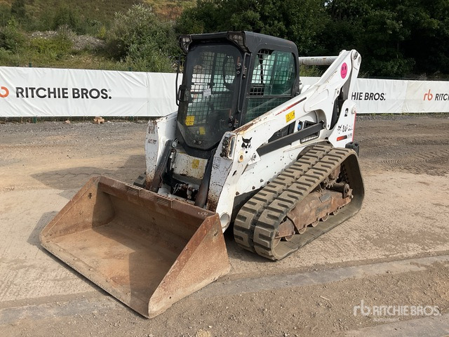 2019 Bobcat T870 Two-Speed High Flow Tracked Skid Steer Loader - Kompaktiekrāvējs: foto 1 2019 Bobcat T870 Two-Speed High Flow Tracked Skid Steer Loader - Kompaktiekrāvējs: foto 1