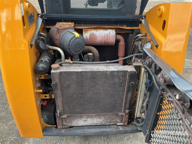 2019 Case SR130 Skid Steer Loader - Kompaktiekrāvējs: foto 4 2019 Case SR130 Skid Steer Loader - Kompaktiekrāvējs: foto 4
