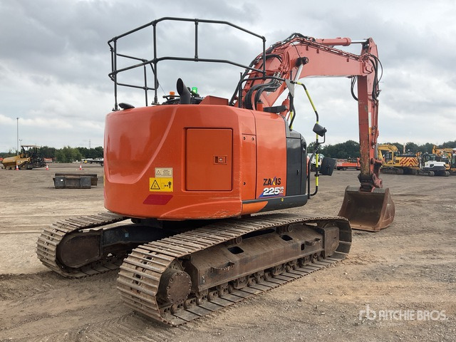 2021 Hitachi ZX225USLC-6 Tracked Excavator - Kāpurķēžu ekskavators: foto 4 2021 Hitachi ZX225USLC-6 Tracked Excavator - Kāpurķēžu ekskavators: foto 4