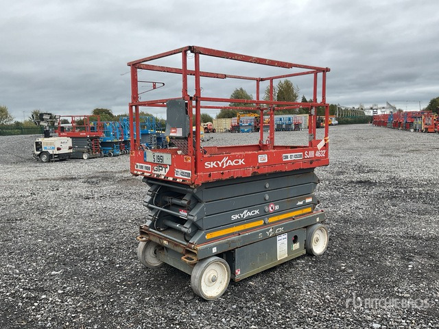 Skyjack SJIII4632 Scissor Lift - Šķērveida pacēlājs: foto 3 Skyjack SJIII4632 Scissor Lift - Šķērveida pacēlājs: foto 3