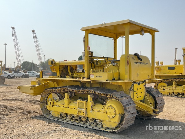 1968 Cat D6C Tack Tractor - Cauruļu licējs: foto 2 1968 Cat D6C Tack Tractor - Cauruļu licējs: foto 2