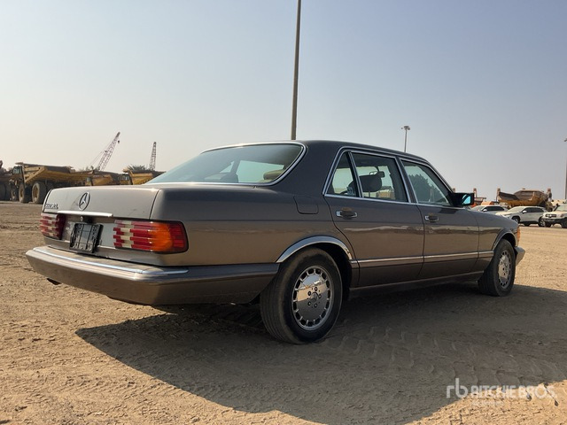 1989 Mercedes-Benz 560SEL Classic Car - Vieglā automašīna: foto 3 1989 Mercedes-Benz 560SEL Classic Car - Vieglā automašīna: foto 3