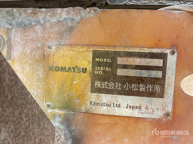 1993 Komatsu HD785-3 Haul Truck - Karjeru pašizgāzējs: foto 4 1993 Komatsu HD785-3 Haul Truck - Karjeru pašizgāzējs: foto 4