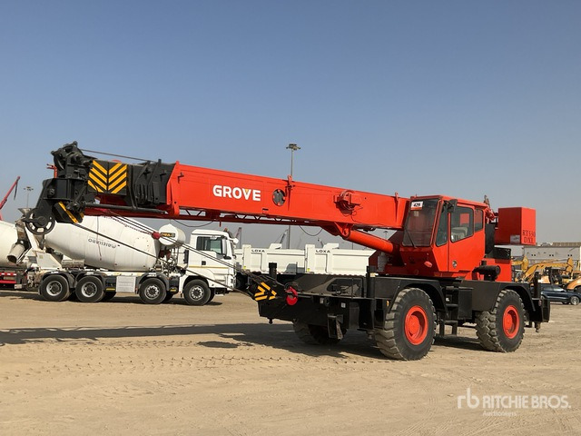 1999 Grove RT530DXL 30 ton 4x4x4 Rough Terrain Crane - Celtnis nelīdzenām virsmām: foto 1 1999 Grove RT530DXL 30 ton 4x4x4 Rough Terrain Crane - Celtnis nelīdzenām virsmām: foto 1