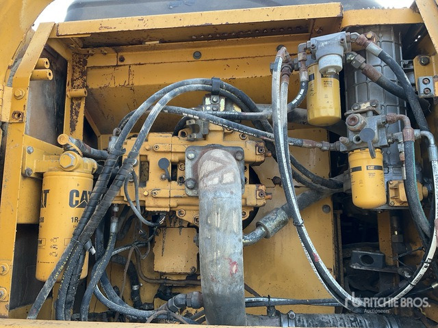2002 Cat 330CL - Kāpurķēžu ekskavators: foto 5 2002 Cat 330CL - Kāpurķēžu ekskavators: foto 5