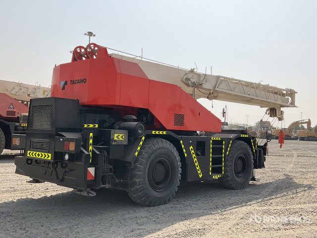 2002 Tadano TR300 EX 30 ton 4x4x4 Rough Terrain Crane - Celtnis nelīdzenām virsmām: foto 3 2002 Tadano TR300 EX 30 ton 4x4x4 Rough Terrain Crane - Celtnis nelīdzenām virsmām: foto 3