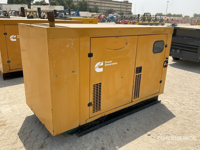 2005 Cummins 100 kVA Skid-Mounted Generator Set - Elektroģenerators: foto 3 2005 Cummins 100 kVA Skid-Mounted Generator Set - Elektroģenerators: foto 3