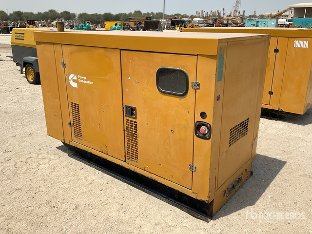 2005 Cummins C1105D5 100 kVA Skid-Mounted Generator Set - Elektroģenerators: foto 1 2005 Cummins C1105D5 100 kVA Skid-Mounted Generator Set - Elektroģenerators: foto 1