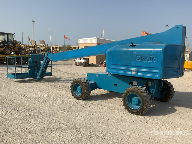 2007 Genie S-45 4WD Diesel Telescopic Boom Lift - Teleskopiskais pacēlājs: foto 4 2007 Genie S-45 4WD Diesel Telescopic Boom Lift - Teleskopiskais pacēlājs: foto 4